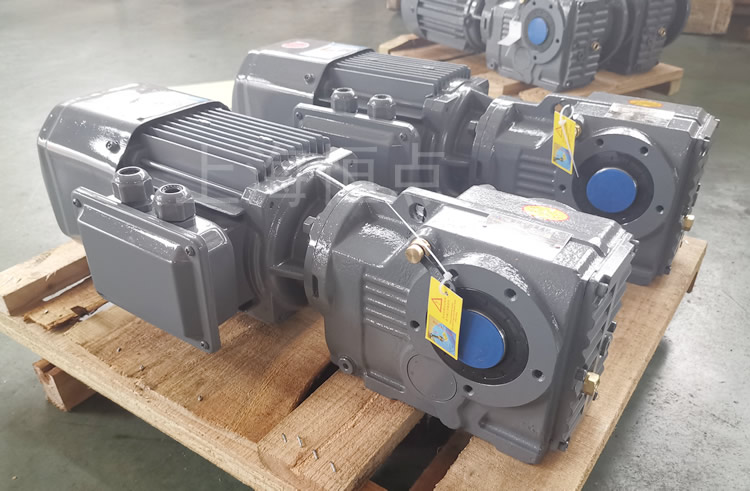 KA37系列減速機通孔輸出，配電機實物圖