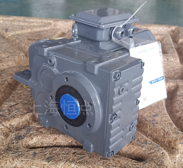 FA57減速機 輸入配電機 輸出通孔 實物圖