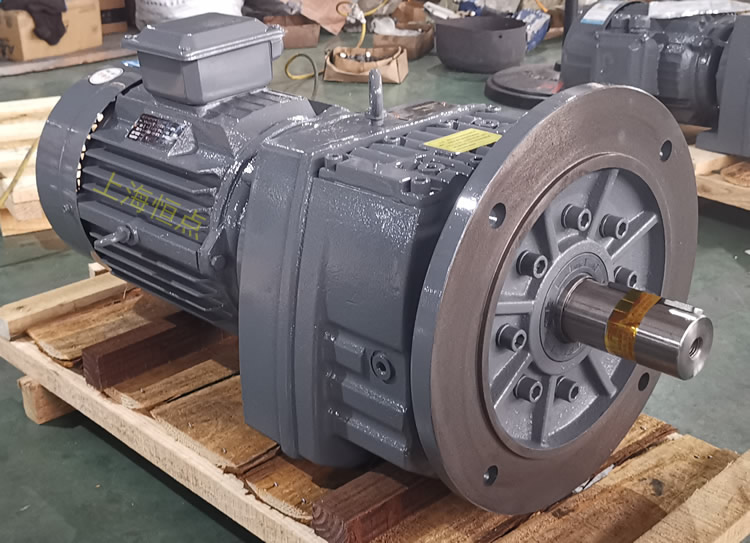 RF87減速機，立式安裝，輸入配電機，實物照片如下