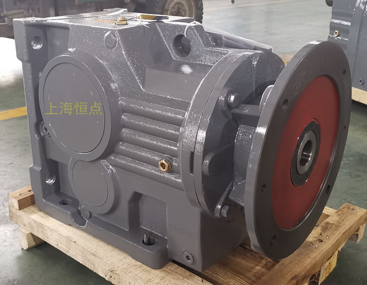 K97減速機，輸入配電機法蘭端蓋，右輸出單軸，實物圖如下